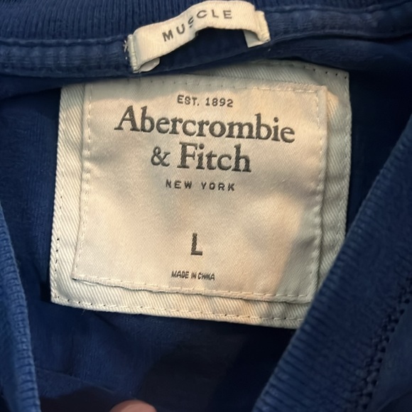 Abercrombie and Fitch shirt - Picture 3 of 3